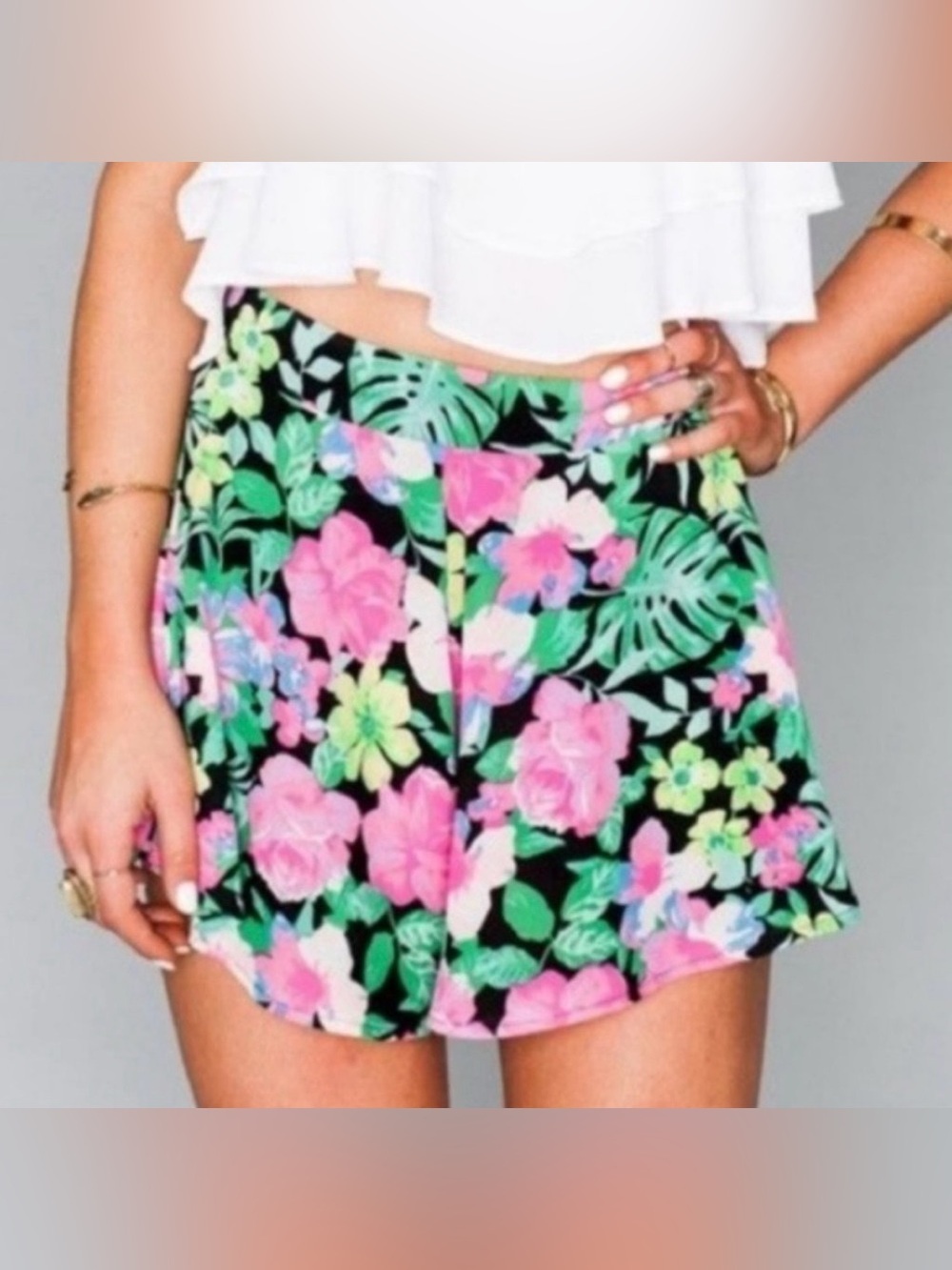 Show Me Your MuMu Carlos Swing Shorts Tropical Print Size M Island Girl Coastal
